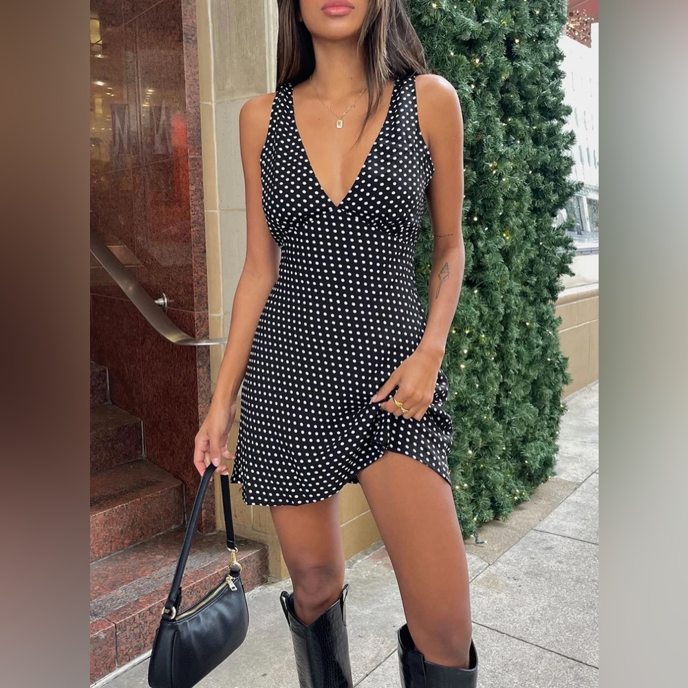Princess polly NELLIE MINI DRESS BLACK POLKA DOT